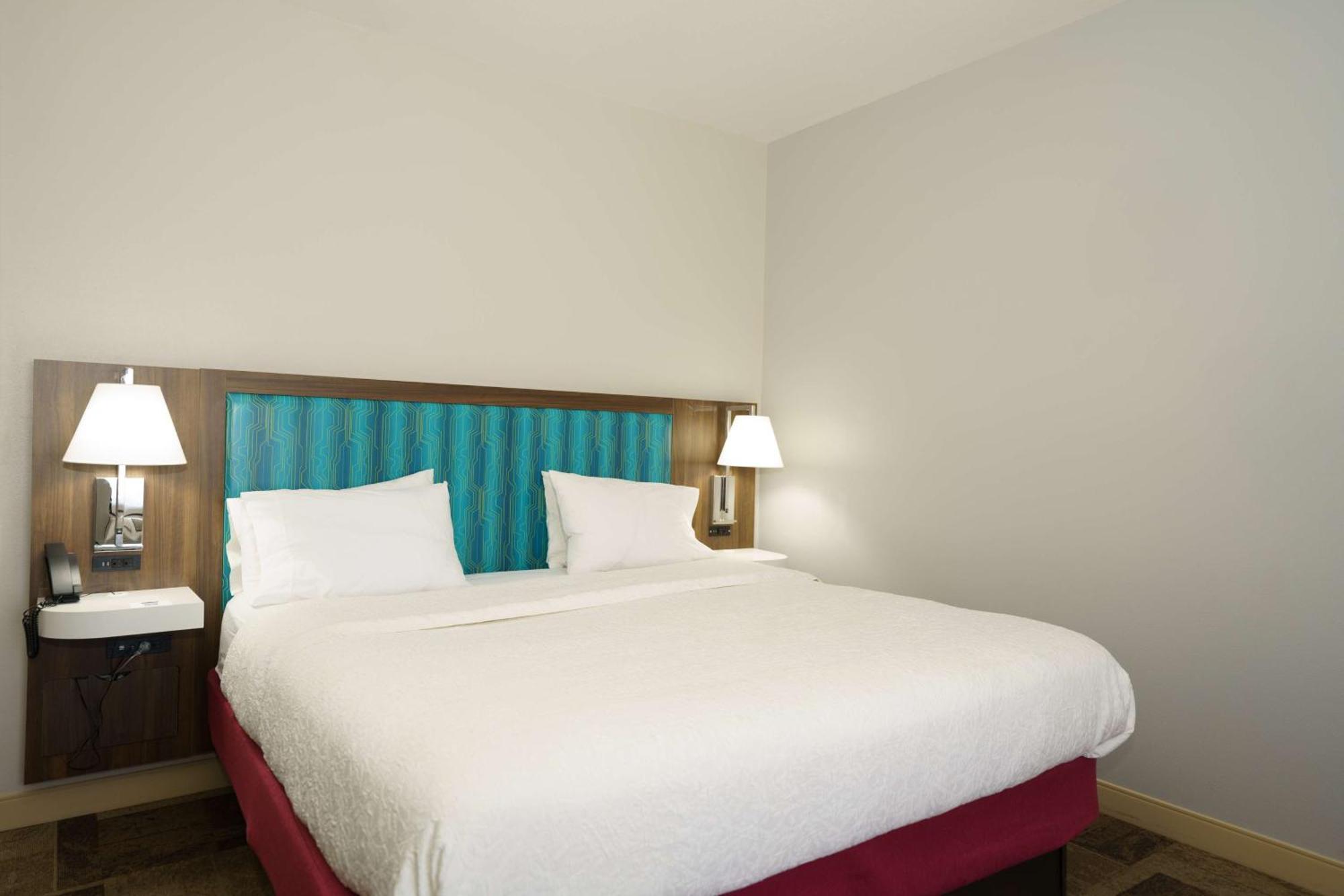 Hampton Inn גארדן סיטי מראה חיצוני תמונה