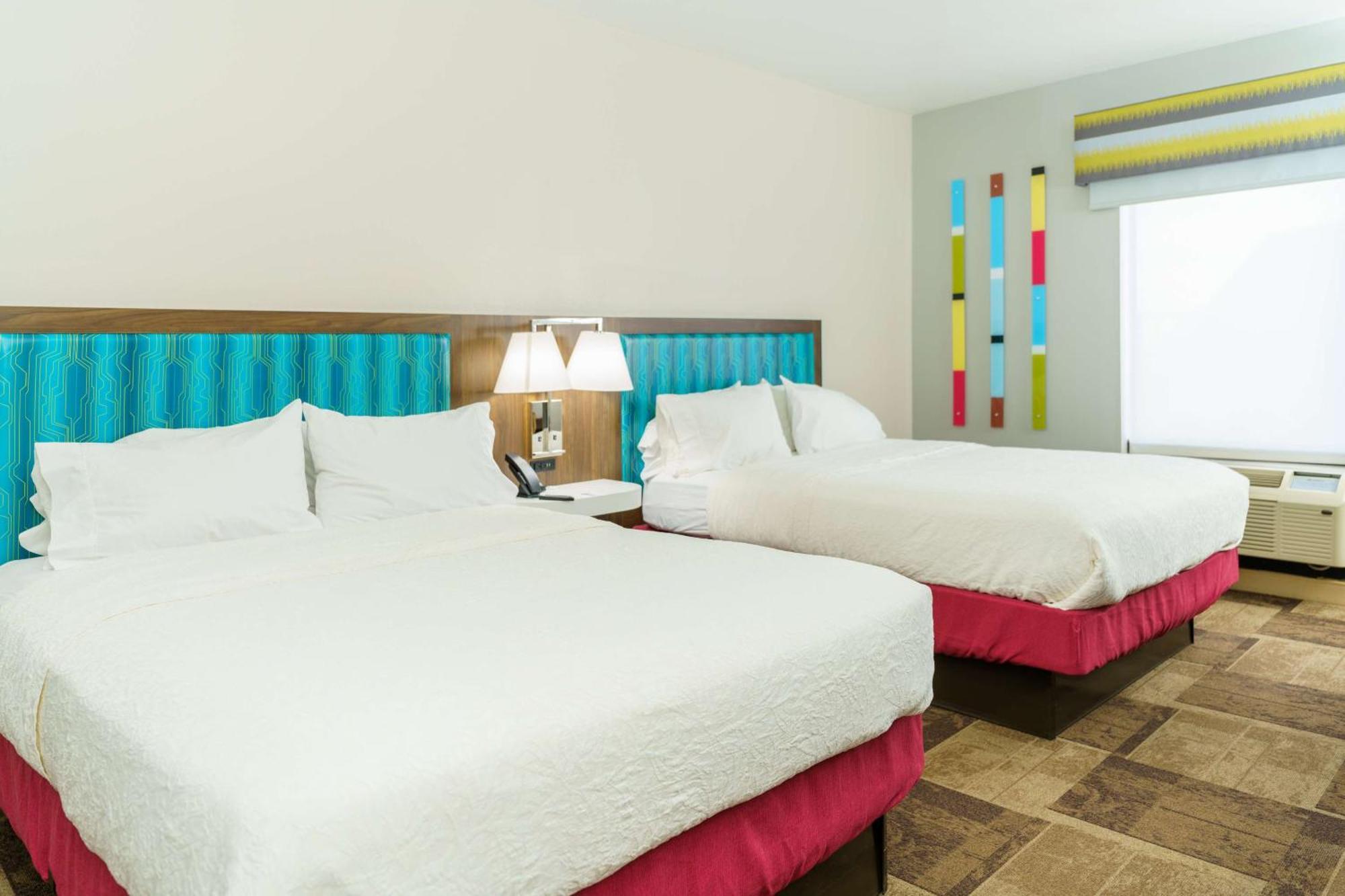 Hampton Inn גארדן סיטי מראה חיצוני תמונה